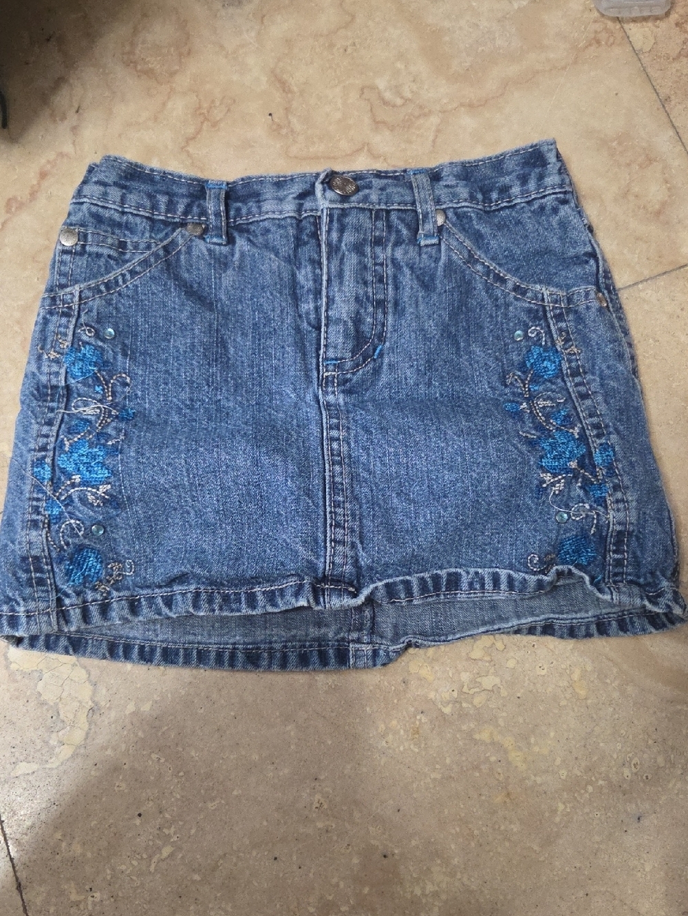 Circo Blue Denim Mini Skirt with Blue Floral Embroidery Sz 5/6 [0115]